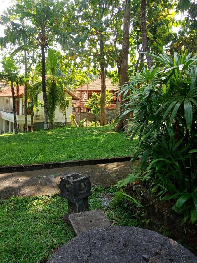 Argasoka Bungalows Ubud Exterior foto